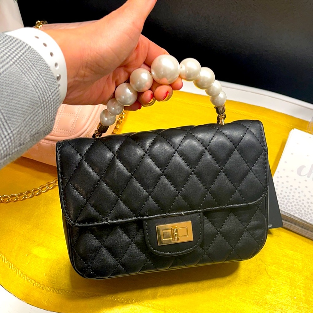 Crossi black quilted crossbody bag new boutique with black faux pearl handles